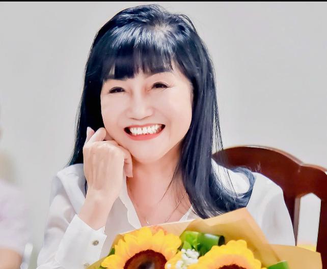 Chị Hương
